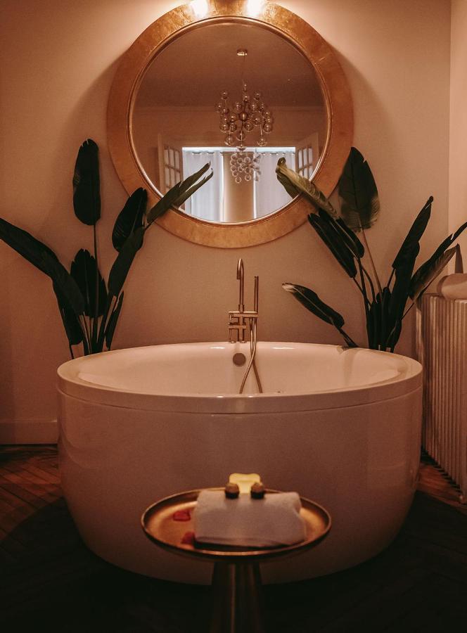 Maison Marie-Astrid, Suite Avec Balneo Privee Bordeaux Bagian luar foto