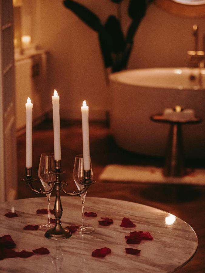 Maison Marie-Astrid, Suite Avec Balneo Privee Bordeaux Bagian luar foto